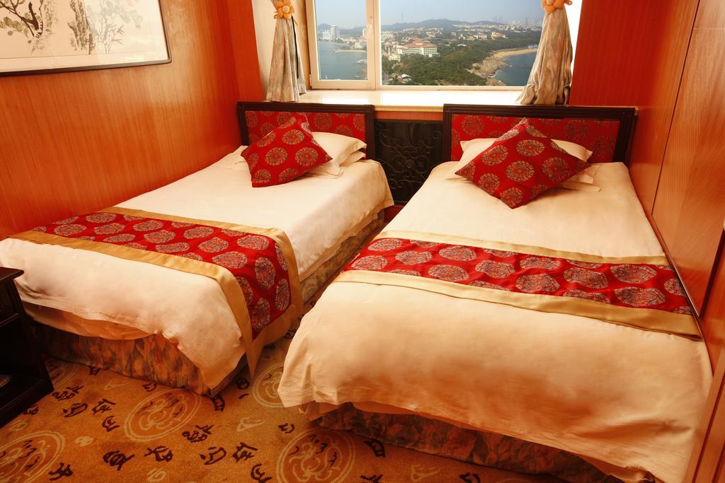 Donghai Grand Hotel Qingdao Habitación foto